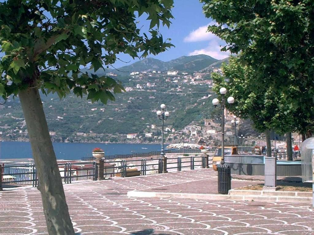 Giselle Apartments Maiori - Amalfi Coast Ngoại thất bức ảnh